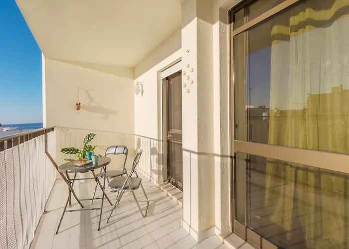 Esquina Do Mar Armação de Pêra